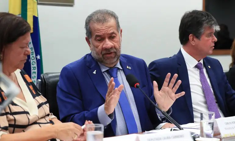 PDT abandona base aliada do governo Lula, mas nega que