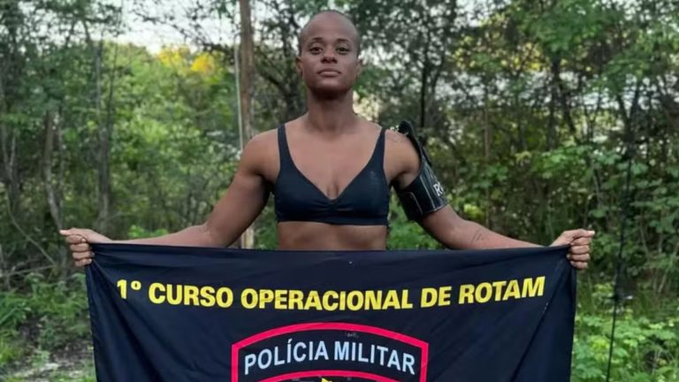 PM forma turma com a primeira mulher a integrar a