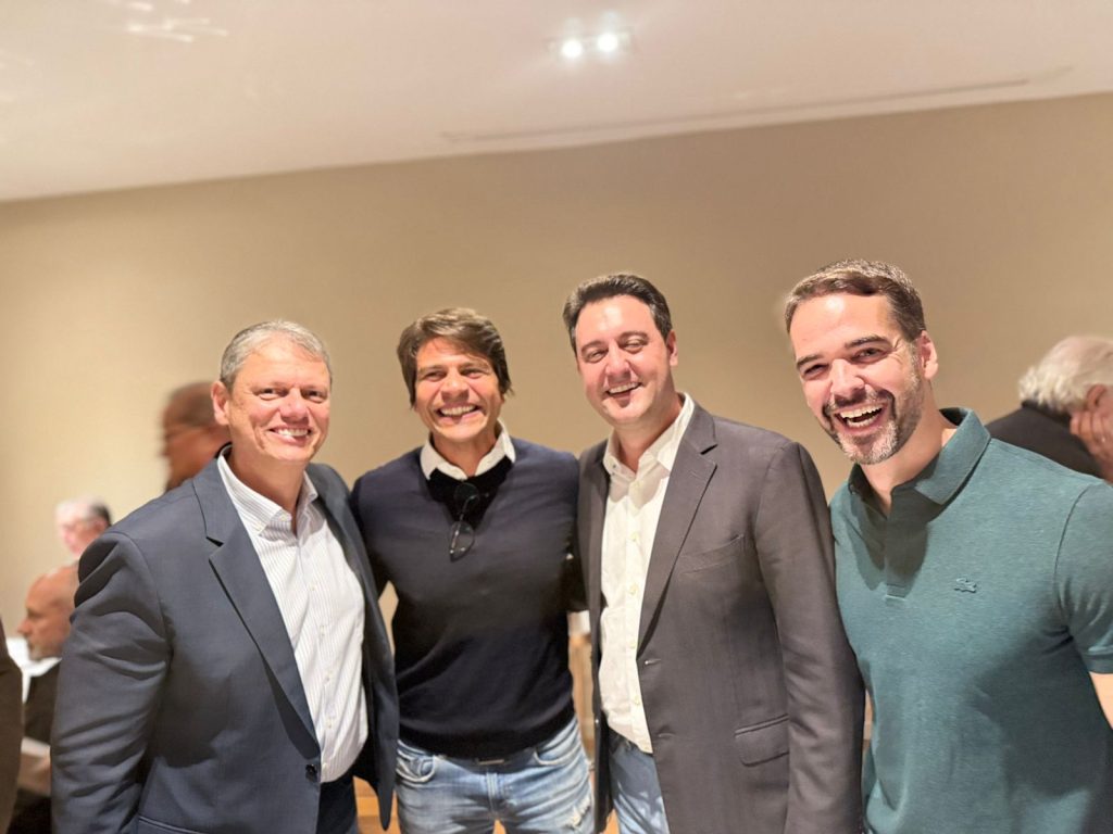 PSD faz reunião de cúpula em São Paulo com Eduardo