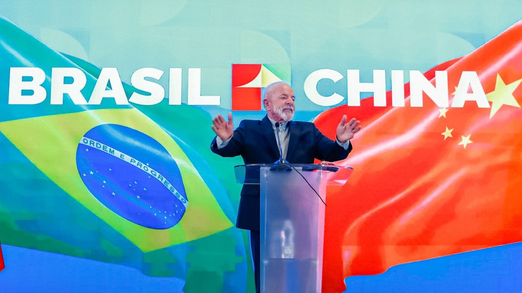 Pergunta sobre TikTok partiu de Lula, não Janja, diz presidente