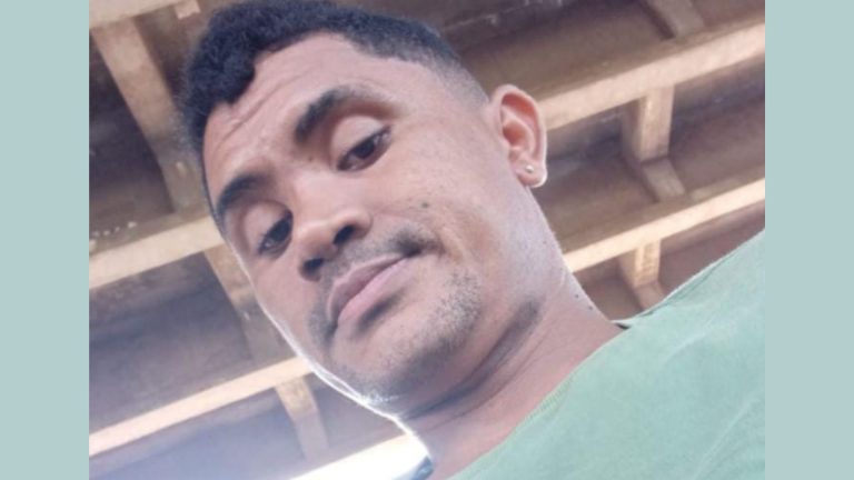 Pescador é executado a tiros dentro de quitinete em São