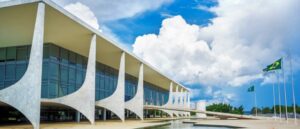 Planalto realiza encontro para discutir ressarcimento de aposentados vítimas de