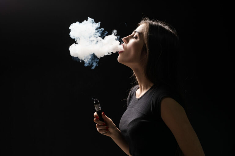 Plataformas on-line têm até hoje para retirar anúncios que incentivem