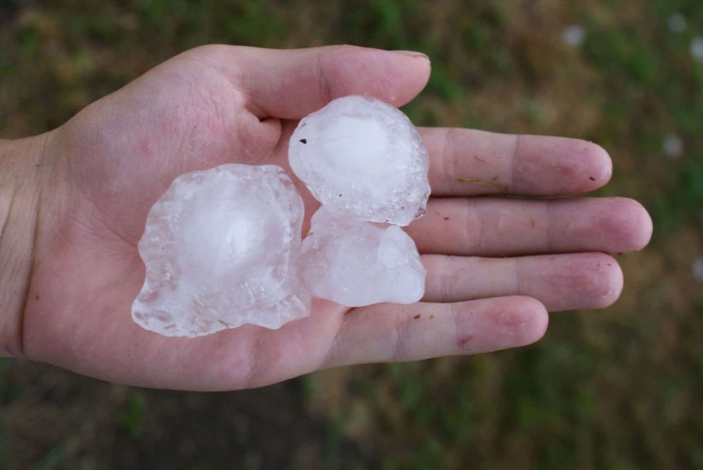 Por que o granizo está ficando maior?