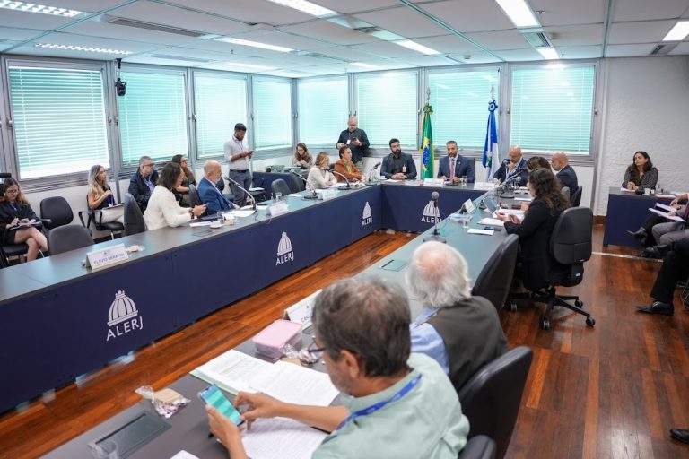 Possibilidade de Rodrigo Bacellar assumir governo do Rio repercute na
