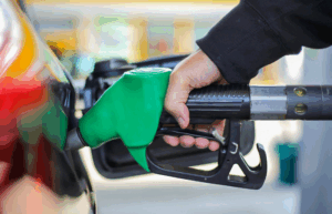 Posto de combustível é condenado por abastecer veículos com álcool