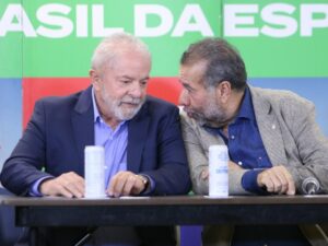 Pressão sobre Lupi cresce e Lula já admite sua demissão