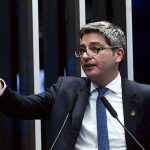 Projeto de Portinho que restringe publicidade de Bets tem resistência