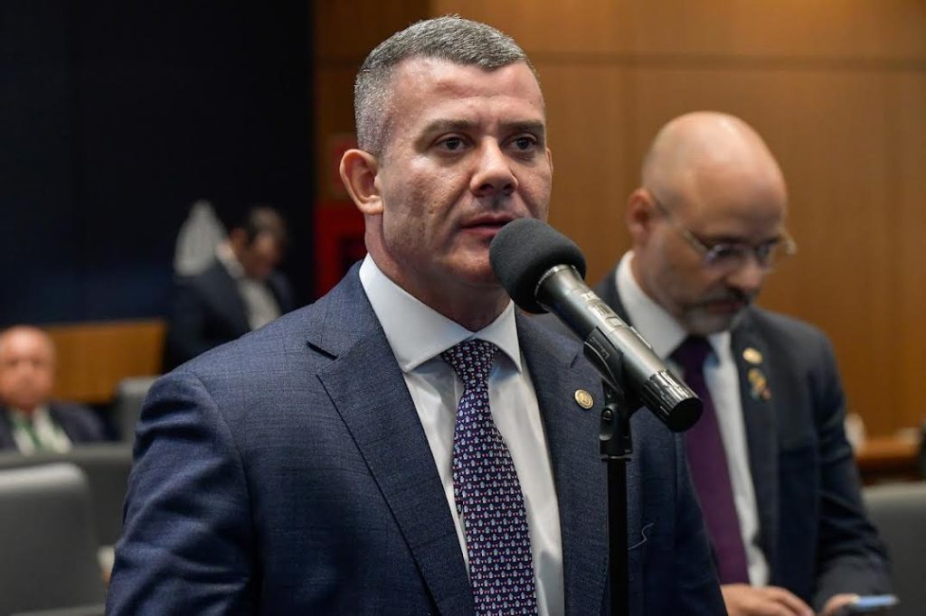 Projeto proíbe condenados por crimes contra idosos de assumirem cargos