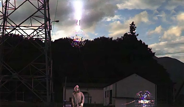 Raio controlado por drone pode evitar danos causados por tempestades