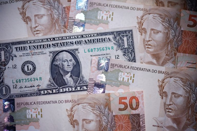Real é a quarta moeda que mais se valorizou frente