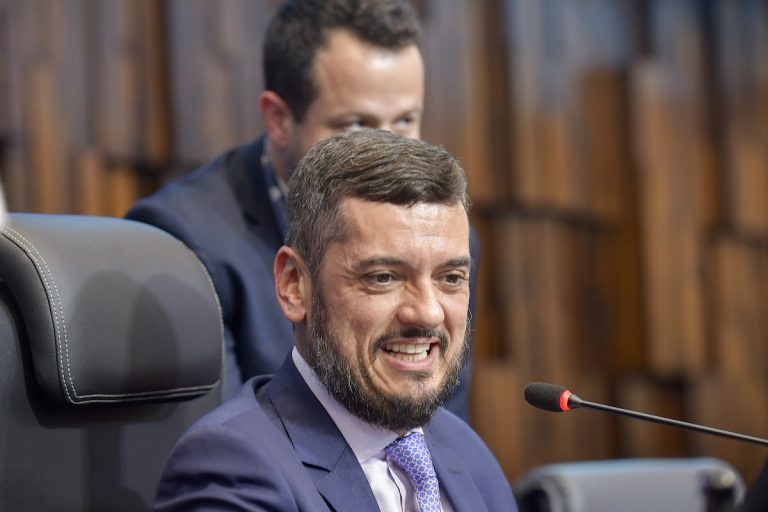 Rodrigo Bacellar confirma pré-candidatura ao governo do Rio em 2026