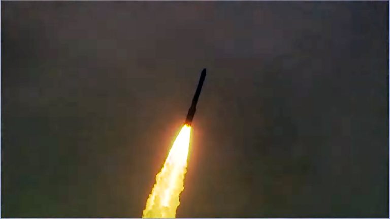Satélite é perdido após falha em lançamento de foguete da