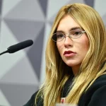 Senado aprova PL que proíbe atletas, artistas e influenciadores em