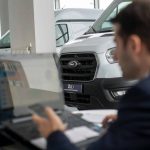 Tabela KBB ou Fipe? Veja como consultar o valor de
