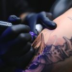 Tatuagens nunca vistas são descobertas em múmia de 800 anos