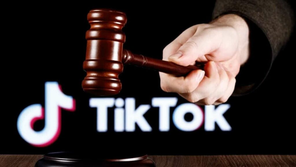 TikTok é multado em R$ 3,38 bilhões por violar lei