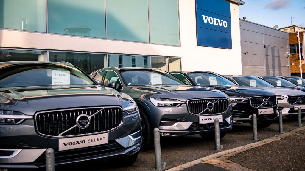 Volvo demitirá milhares de funcionários e a ‘culpa’ é dos