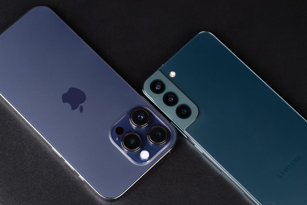 iPhone ou Galaxy? Veja o smartphone mais vendido em 2025