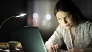 6 dicas para prevenir a compra de produtos falsificados na