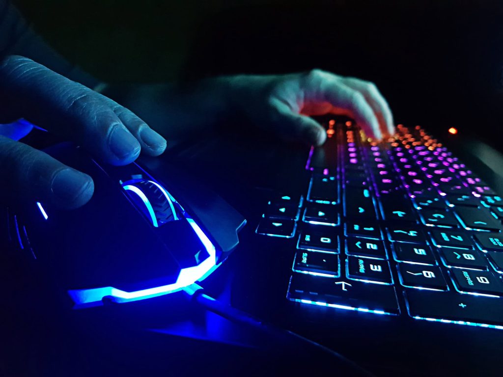 8 mouses gamer com RGB e alto DPI para você
