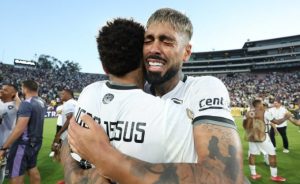 A noite em que o Botafogo, como diz o hino,