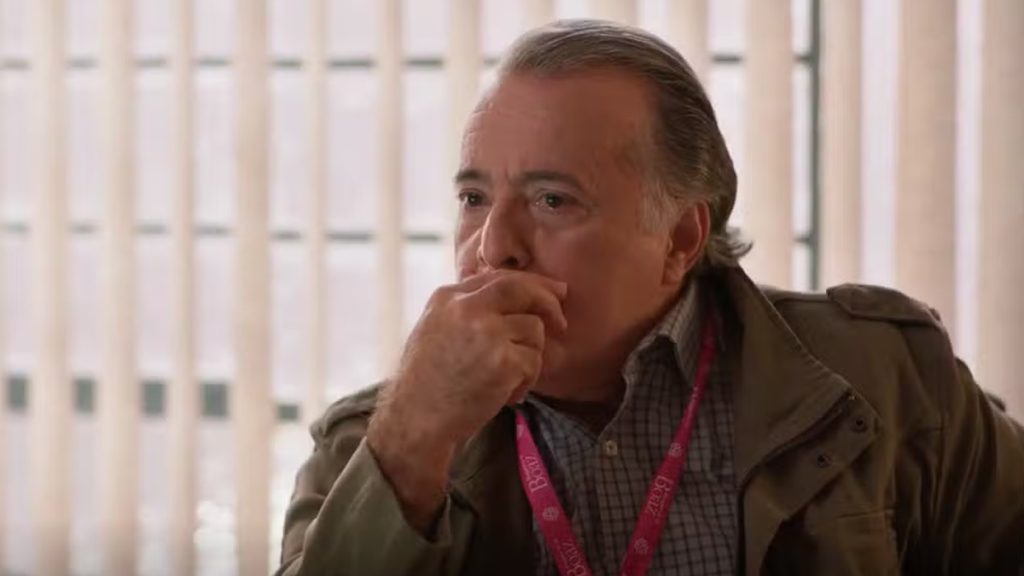 Abel descobre segredo sobre Vanderson e fica surpreso
