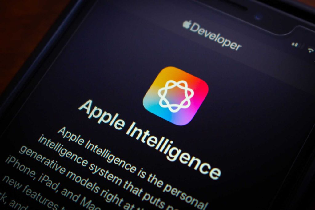 Apple Intelligence: um ano após anúncio, IA ganha mais poderes