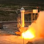Blue Origin lança seis turistas ao espaço com sucesso