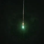 Bola de fogo verde cruza o céu dos EUA