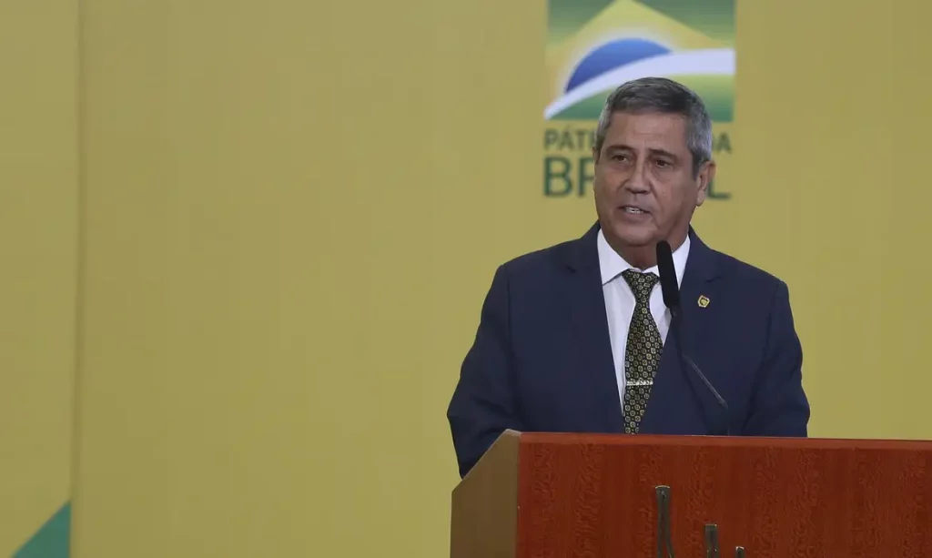 Braga Netto deve continuar preso, afirma Procuradoria-Geral da República