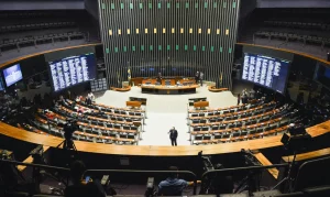 Câmara aprova aumento de deputados federais de 513 para 531