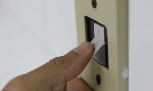 Contas de luz permanecem com bandeira tarifária vermelha em julho