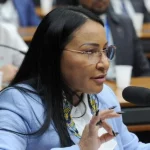 Deputada pede que plenário da Câmara analise decisão do STF