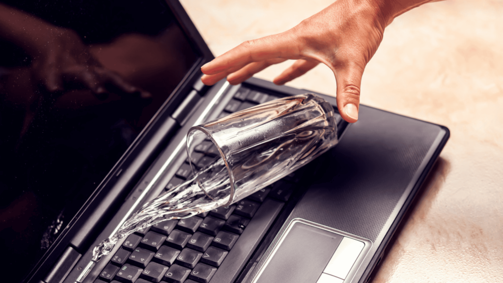 Derramou bebida no teclado do PC ou notebook? Veja o