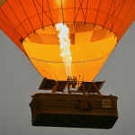 É seguro voar em balão? Conheça riscos após o acidente