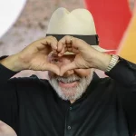 Em evento na França, Lula projeta Brasil como 6ª economia
