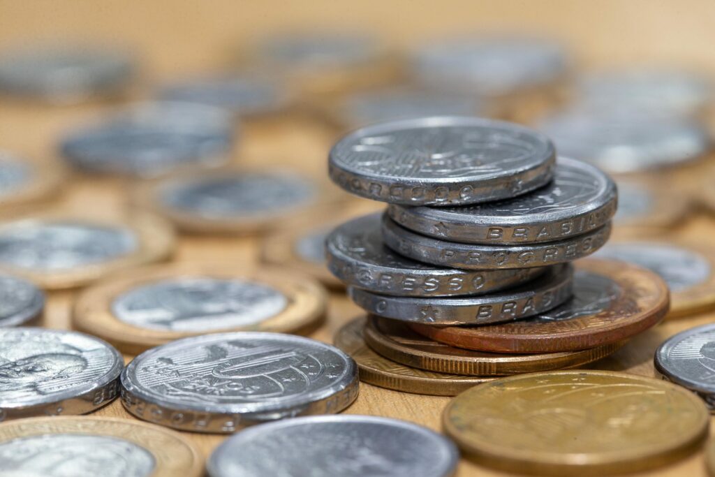 Equilíbrio fiscal garante pagamento antecipado do 13º e injeta R$
