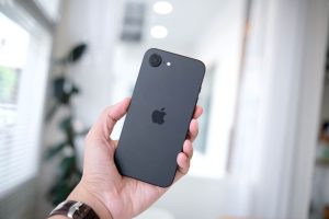 Fugindo de tarifas, Apple redireciona produção da Índia para os