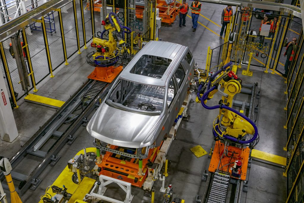 GM vai investir R$ 22 bilhões em fábricas nos EUA