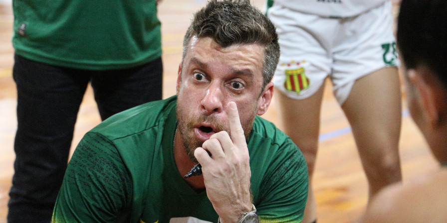 Galego está de volta ao basquete tricolor