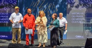 General D distinguido com Medalha de Prata de Mérito Cultural