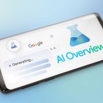 Google quer que você ouça os resumos de IA como