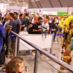 Grupos juninos recepcionam passageiros no aeroporto de São Luís