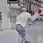 Homem agride menino iraniano de 2 anos em aeroporto na