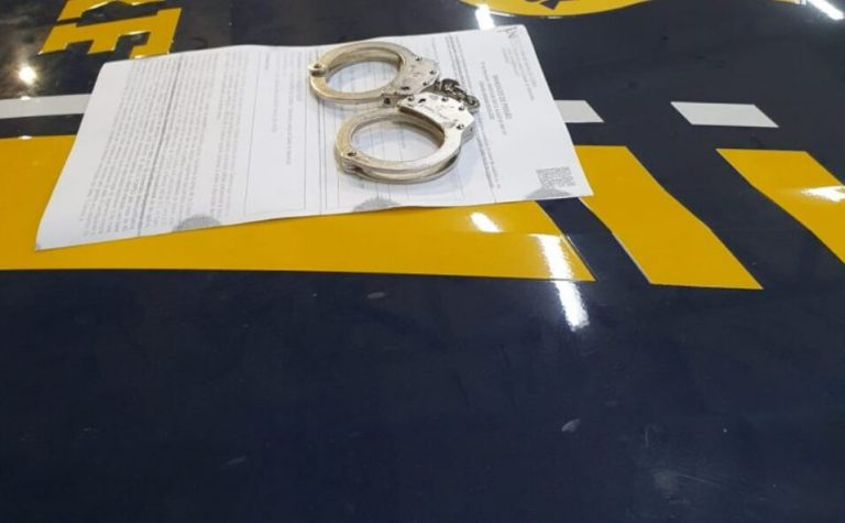 Homem com mandado de prisão por latrocínio é preso na