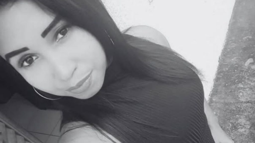 Homem mata mulher e ateia fogo em residência, em Miranda