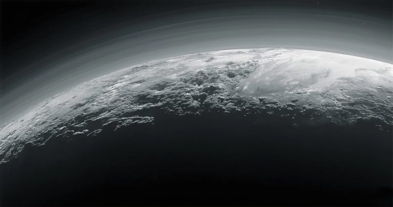 “Ideia maluca” sobre Plutão é confirmada pelo telescópio James Webb