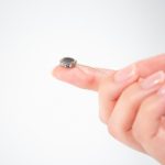 Implante de chip em humano é concluído — mas não
