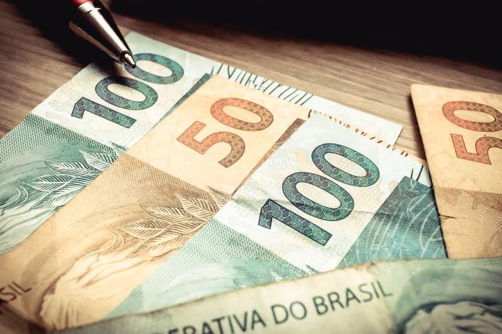 Inflação de 2025 tem nova queda em projeção; expectativa para